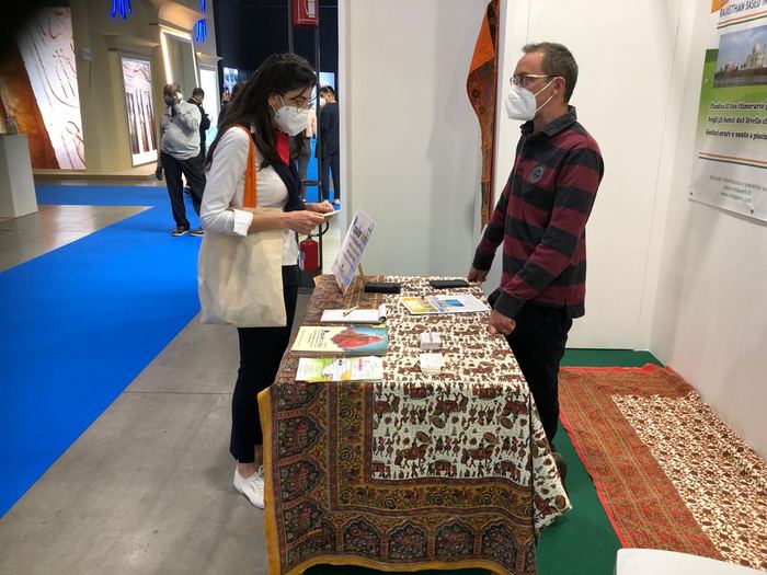 India Karni a una fiera internazionale del turismo